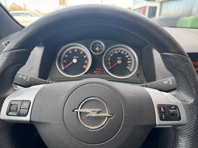 Opel astra gtc 1.6 sport airco 89-zj-kz - afbeelding 9 van  20