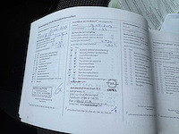 Opel astra gtc 1.6 sport airco 89-zj-kz - afbeelding 10 van  20