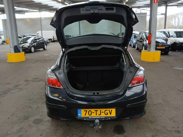 Opel astra gtc 1.8 cosmo, 70-tj-gv - afbeelding 6 van  18