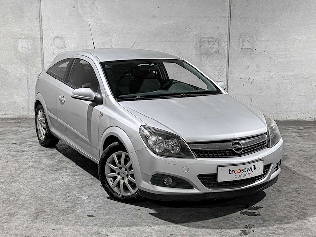 Opel astra gtc 1.8 temptation 140pk 2007, 88-xt-fz youngtimer - afbeelding 2 van  40