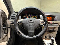 Opel astra gtc 1.8 temptation 140pk 2007, 88-xt-fz youngtimer - afbeelding 13 van  40
