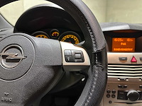 Opel astra gtc 1.8 temptation 140pk 2007, 88-xt-fz youngtimer - afbeelding 17 van  40