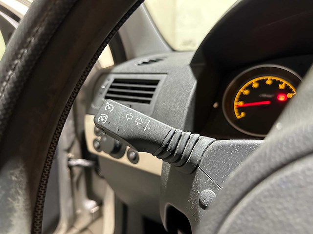 Opel astra gtc 1.8 temptation 140pk 2007, 88-xt-fz youngtimer - afbeelding 18 van  40