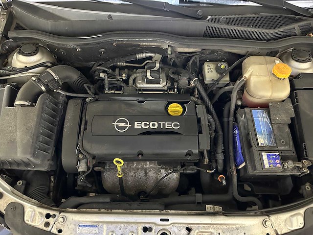 Opel astra gtc 1.8 temptation 140pk 2007, 88-xt-fz youngtimer - afbeelding 32 van  40