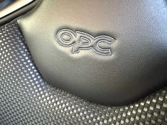 Opel astra gtc opc 2.0 turbo km:99961 bouwjaar:2012 - afbeelding 20 van  31