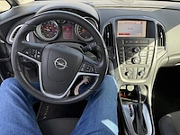 Opel astra sports sedan1 6i cosmo 115 at,2013 - afbeelding 3 van  27