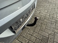 Opel astra sports sedan1 6i cosmo 115 at,2013 - afbeelding 15 van  27