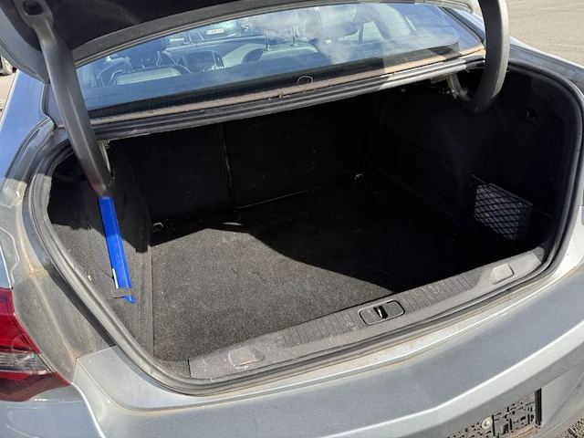 Opel astra sports sedan1 6i cosmo 115 at,2013 - afbeelding 16 van  27