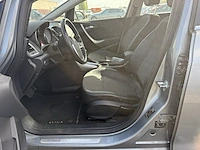 Opel astra sports sedan1 6i cosmo 115 at,2013 - afbeelding 26 van  27