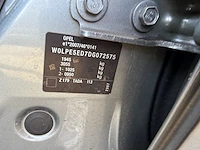 Opel astra sports sedan1 6i cosmo 115 at,2013 - afbeelding 27 van  27