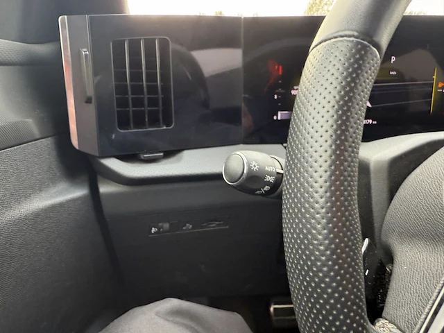 Opel astra sports tourer 1 2 turbo gs s,2023 - afbeelding 6 van  37