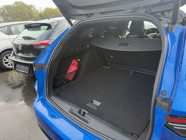 Opel astra sports tourer 1 2 turbo gs s,2023 - afbeelding 13 van  37