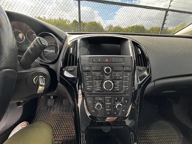 Opel astra sports tourer 1 4 turbo ultimate edition plu,2015 - afbeelding 4 van  31