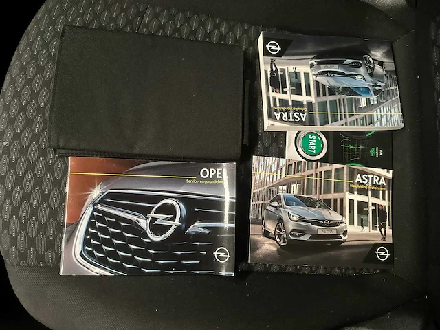 Opel astra sports tourer 1.2 business edition; k-581-kh - afbeelding 7 van  16