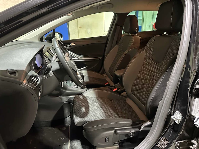 Opel astra sports tourer 1.2 edition 110pk 2020, j-189-hp - afbeelding 26 van  44