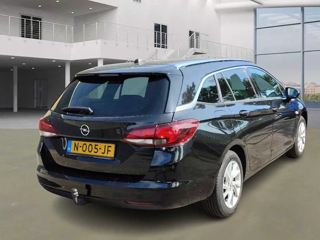 Opel astra sports tourer 1.2 launch ed , n-005-jf - afbeelding 16 van  22