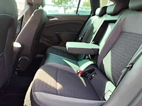 Opel astra sports tourer 1.2 launch ed , n-005-jf - afbeelding 19 van  22