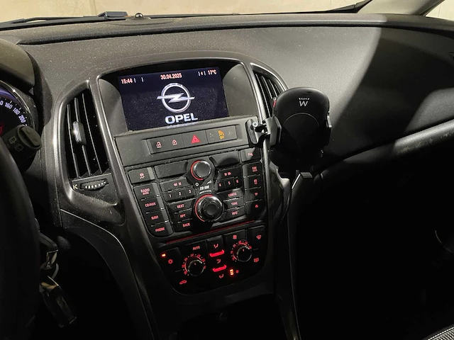 Opel astra sports tourer 1.4 turbo cosmo 120pk 2011, 76-rpz-3 - afbeelding 19 van  37
