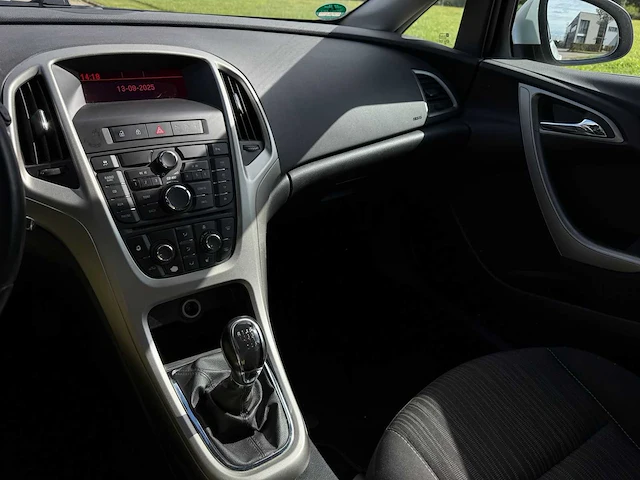 Opel astra sports tourer 1.4 turbo cosmo , tk-140-j - afbeelding 2 van  17