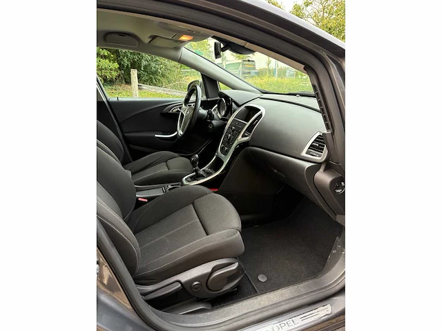 Opel astra sports tourer 1.4 turbo sport , 96-rhx-3 - afbeelding 17 van  21