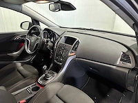 Opel astra sports tourer 1.6 turbo cosmo 72-tvf-5 - afbeelding 11 van  22