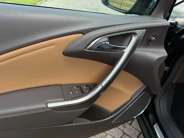 Opel astra sports tourer 1.6 turbo cosmo , h-827-gh - afbeelding 19 van  20