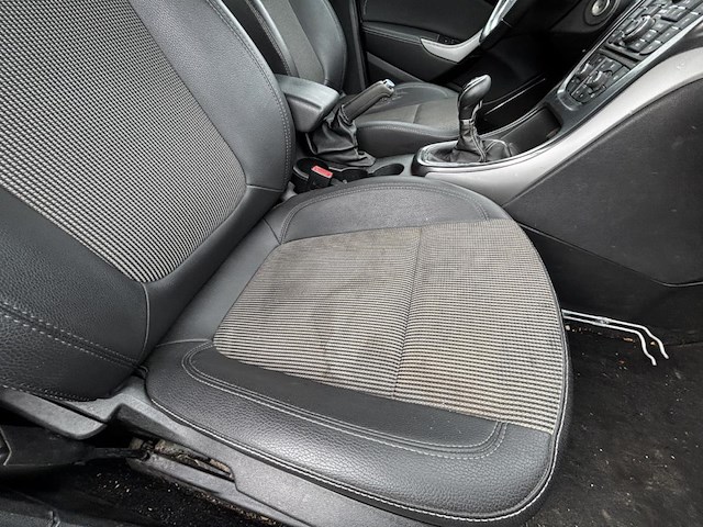 Opel astra sports tourer 1.7 cdti ecotec cosmo dpf, 2011 - afbeelding 16 van  34