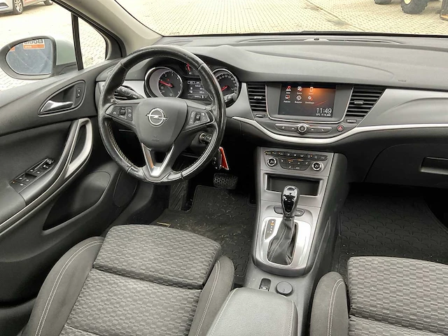 Opel astra tourer personenauto - afbeelding 2 van  29