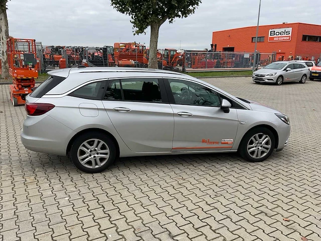 Opel astra tourer personenauto - afbeelding 26 van  29