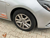 Opel astra tourer personenauto - afbeelding 17 van  27