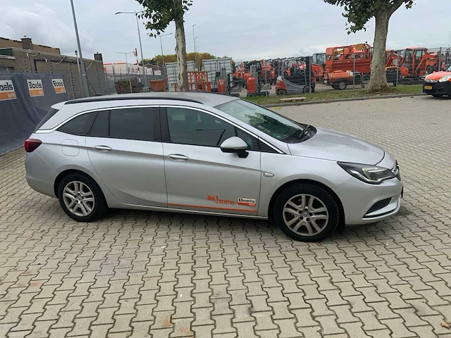 Opel astra tourer personenauto - afbeelding 22 van  27