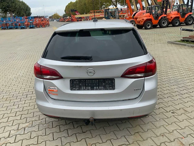 Opel astra tourer personenauto - afbeelding 24 van  27