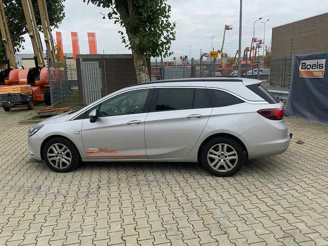 Opel astra tourer personenauto - afbeelding 26 van  27