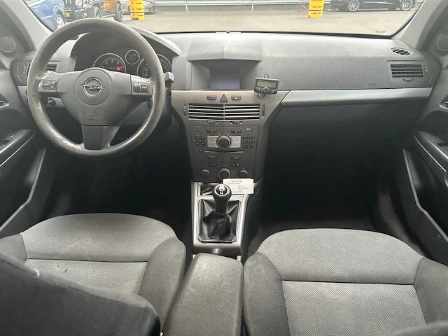 Opel astra wagon 1.8 edition , 19-ts-tn - afbeelding 12 van  16