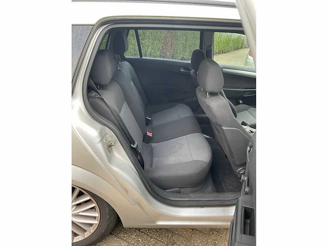 Opel astra wagon 89-tv-db - afbeelding 11 van  27