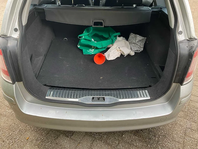 Opel astra wagon 89-tv-db - afbeelding 13 van  27