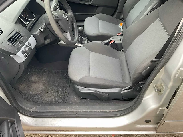 Opel astra wagon 89-tv-db - afbeelding 15 van  27