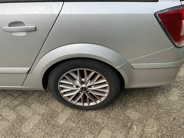 Opel astra wagon 89-tv-db - afbeelding 25 van  27