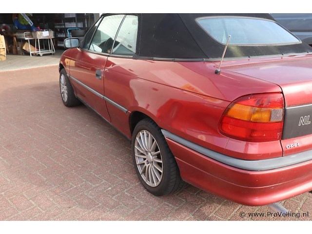 Opel astra x1.8xe benzine 16v cabrio| beritone | bwjr. 1997 | apk tot augustus 2026 | kenteken: rj-lx-35 - afbeelding 25 van  30