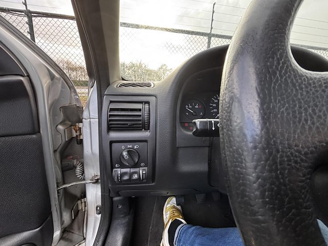 Opel astra,1998 - afbeelding 7 van  30
