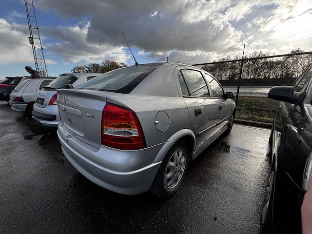 Opel astra,1998 - afbeelding 25 van  30
