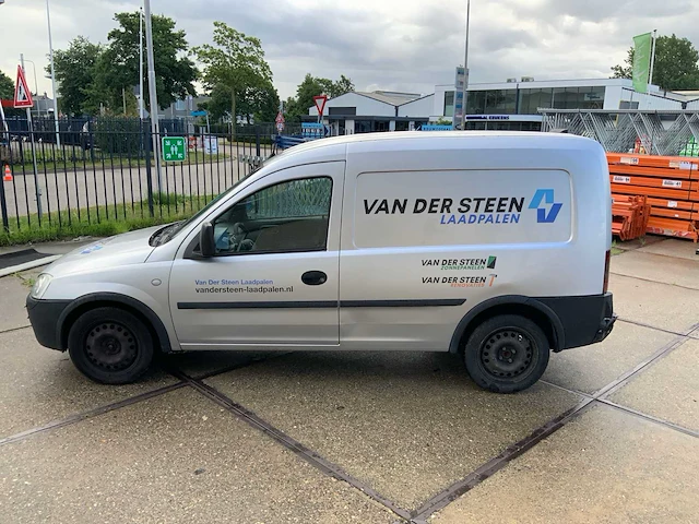 Opel combo - 2011 - bedrijfswagen - afbeelding 21 van  24