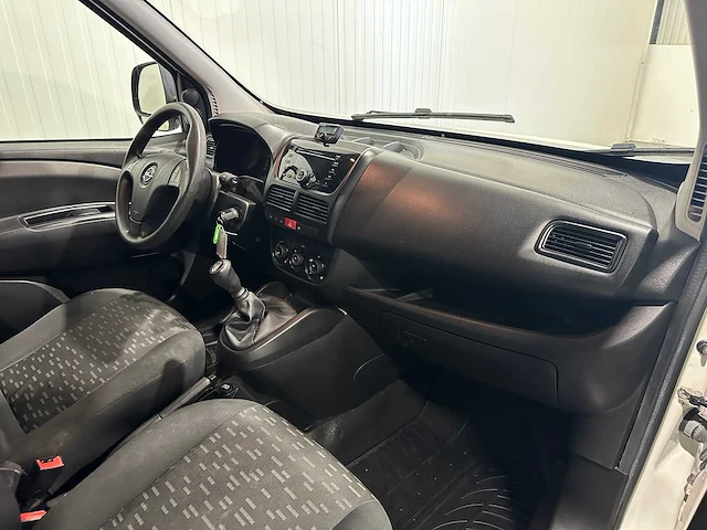 Opel combo 1.3 cdti ecofl. 8-vvn-53 - afbeelding 3 van  19