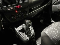 Opel combo 1.3 cdti edition 95pk 2017, v-172-hg bedrijfswagen - afbeelding 13 van  28