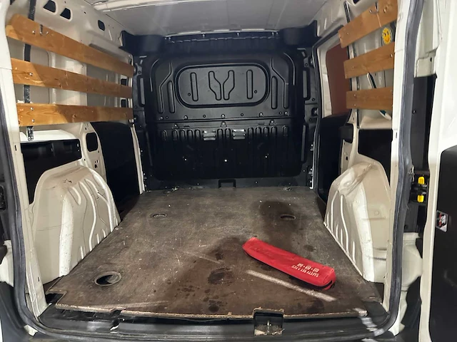 Opel combo 1.3 cdti edition 95pk 2017, v-172-hg bedrijfswagen - afbeelding 18 van  28