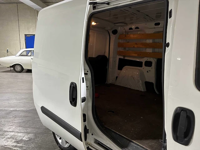Opel combo 1.3 cdti edition 95pk 2017, v-172-hg bedrijfswagen - afbeelding 19 van  28