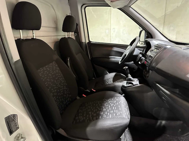 Opel combo 1.3 cdti edition 95pk 2017, v-172-hg bedrijfswagen - afbeelding 21 van  28