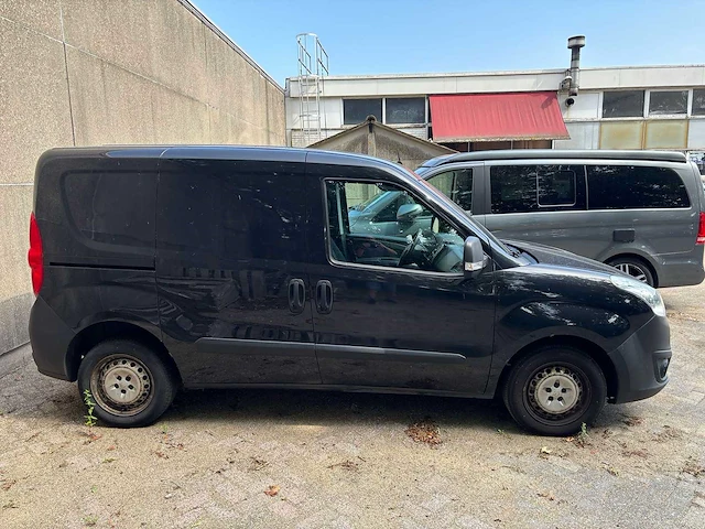 Opel combo 1.3 cdti l1h1 edit , vx-966-t - afbeelding 2 van  9