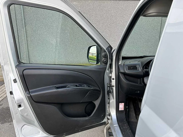 Opel combo 1.3 cdti l1h1 sport | van | v-618-vb - afbeelding 8 van  20