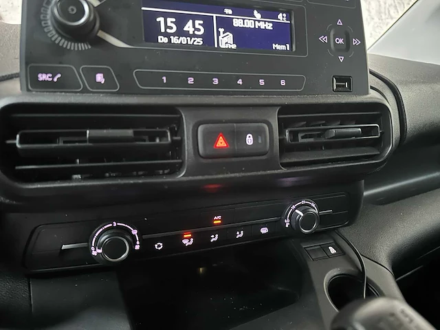 Opel combo 1.5d l2h1 edition 102pk 2019 (origineel-nl), vbz-60-d - afbeelding 24 van  30
